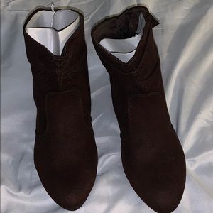 Brown pointy toe booties